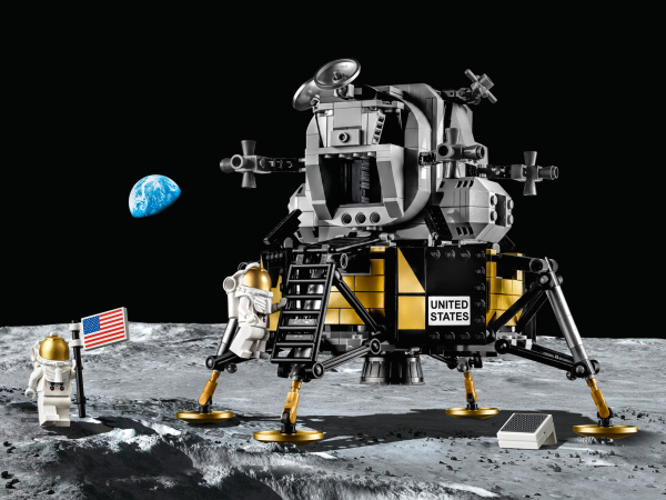 Конструктор LEGO Creator 10266 Лунный модуль корабля «Апполон 11» НАСА УЦЕНКА
